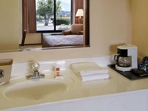 Double Beds Bathroom